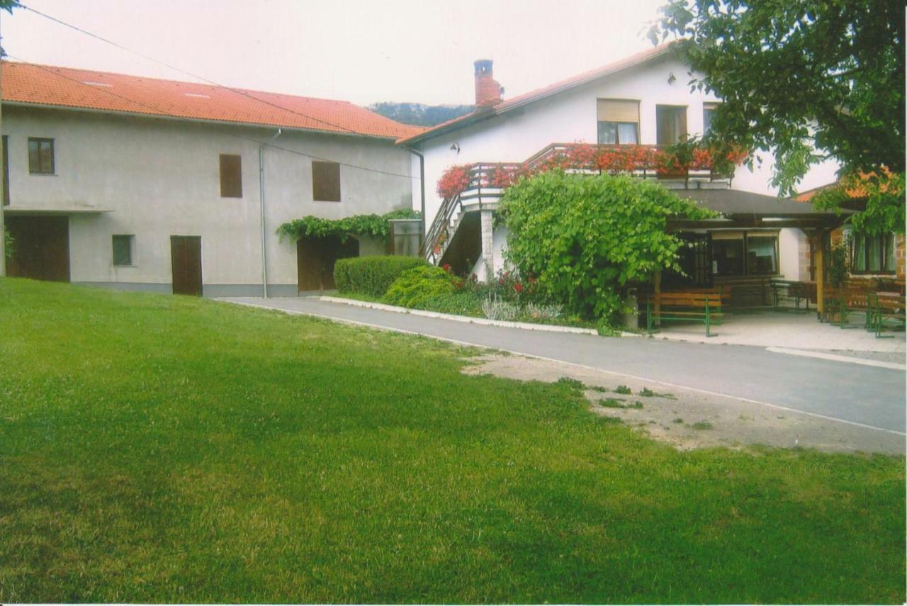 Janezinovi House Guest House Ratecevo Brdo Luaran gambar
